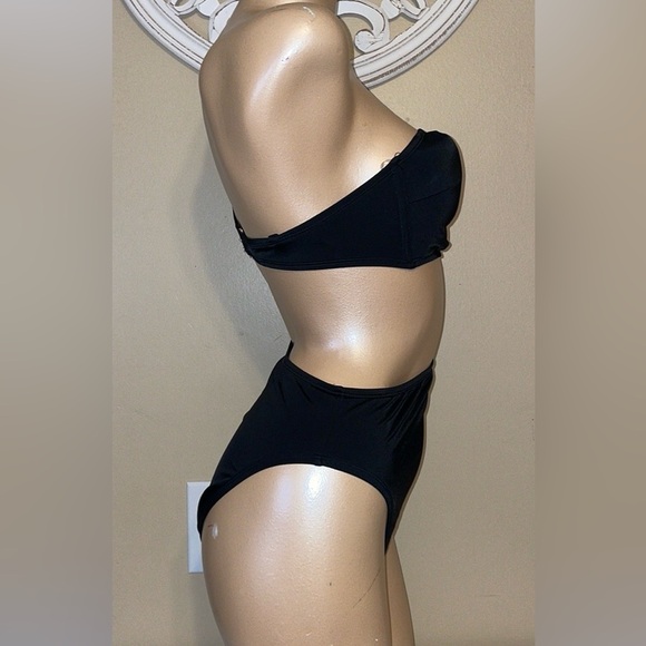 Shade & shore womens medium 8 10 bathing suit swim Black One Shoulder Cutout NWT - Picture 3 of 9